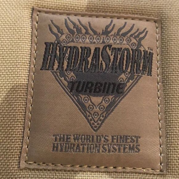 NEW Hydrastorm Turbine Desert camo hydration back pack - Picture 3 of 6